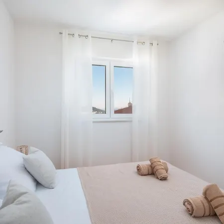Marija - Sea View Apartment *