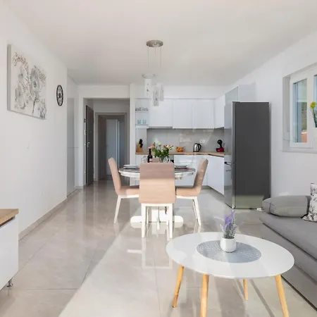 Apartment Sea View Marija Makarska