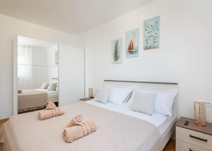 Sea View Marija Apartment *