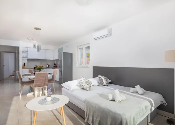 Apartment Sea View Marija Makarska